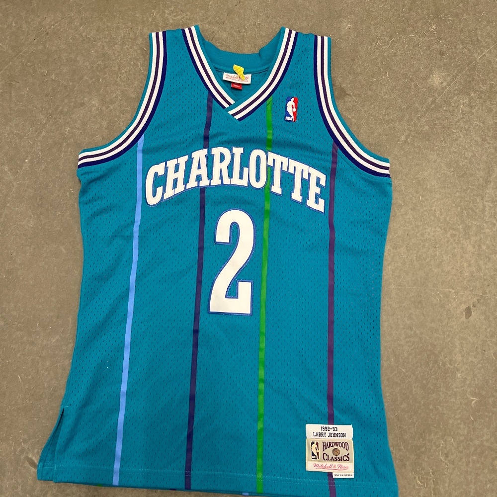 Larry Johnson 1992-1993 Charlotte Hornets Jersey